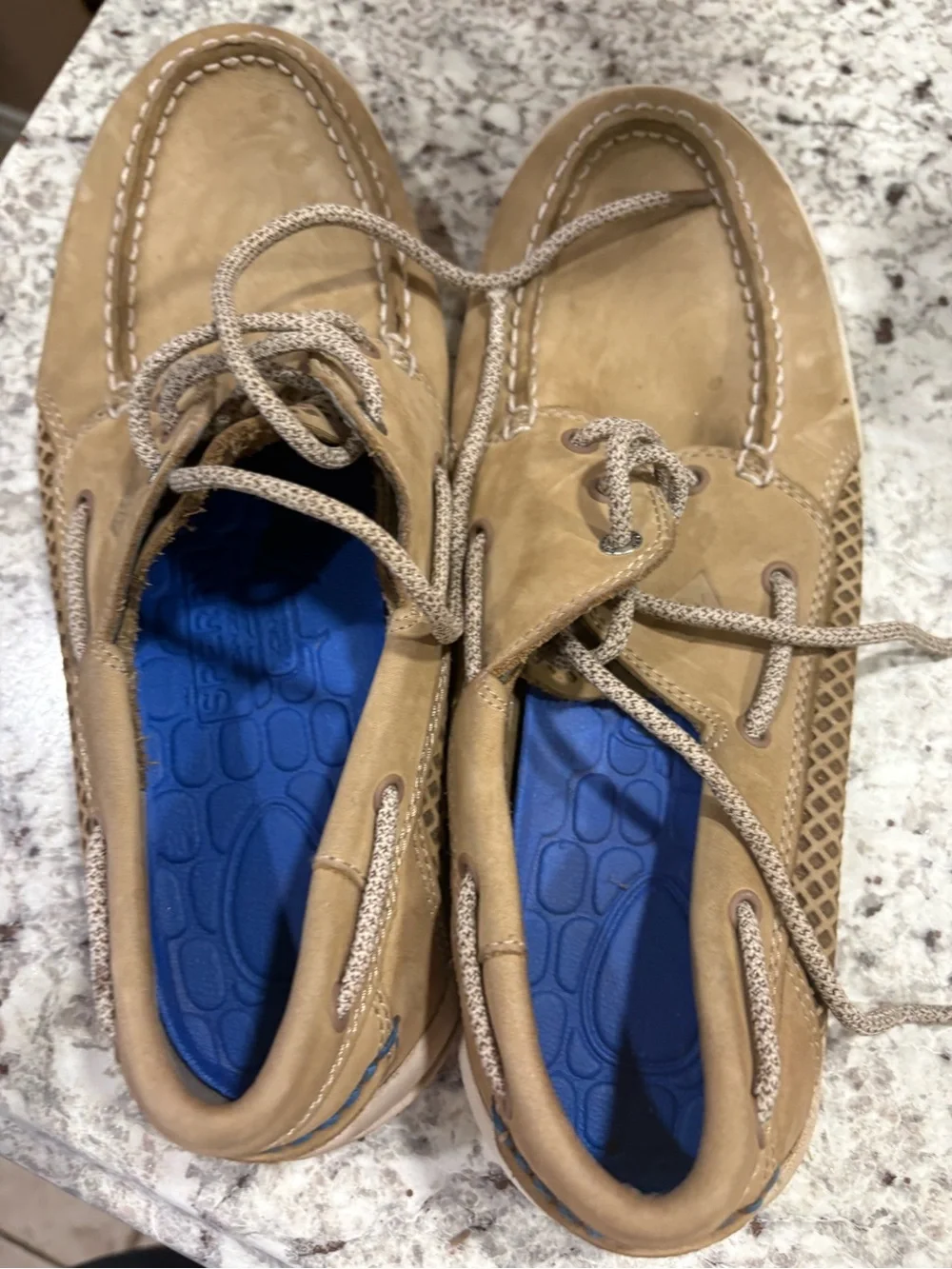 Sperry Men's Tan Leather Boat Shoes with Blue Insoles